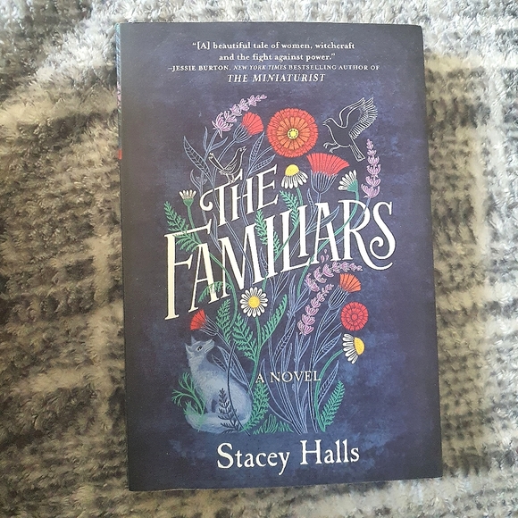 The familiars by Stacey Halls - Book - Picture 1 of 5